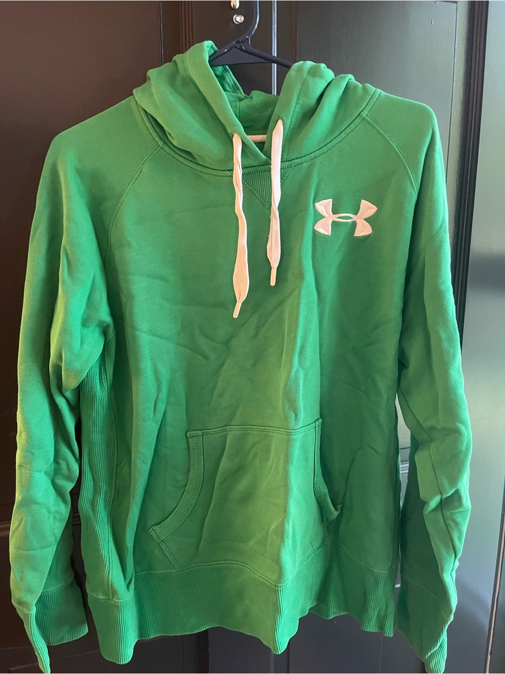 Women’s Under Armour green hooded sweatshirt